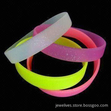 Silicone Bracelets, Measuring 202 x 12 x 2mm, Customized Colors are Welcome